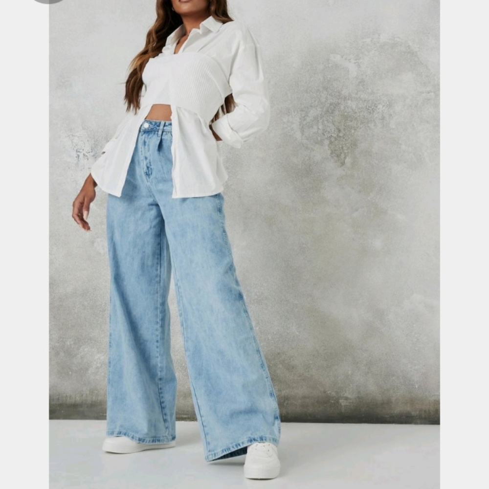 Missguided Light  Blue Baggy Boyfriend Jeans